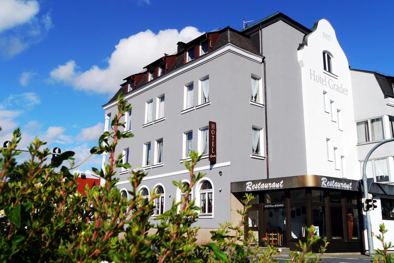 Hotel Grader Neustadt an der Waldnaab Exterior photo
